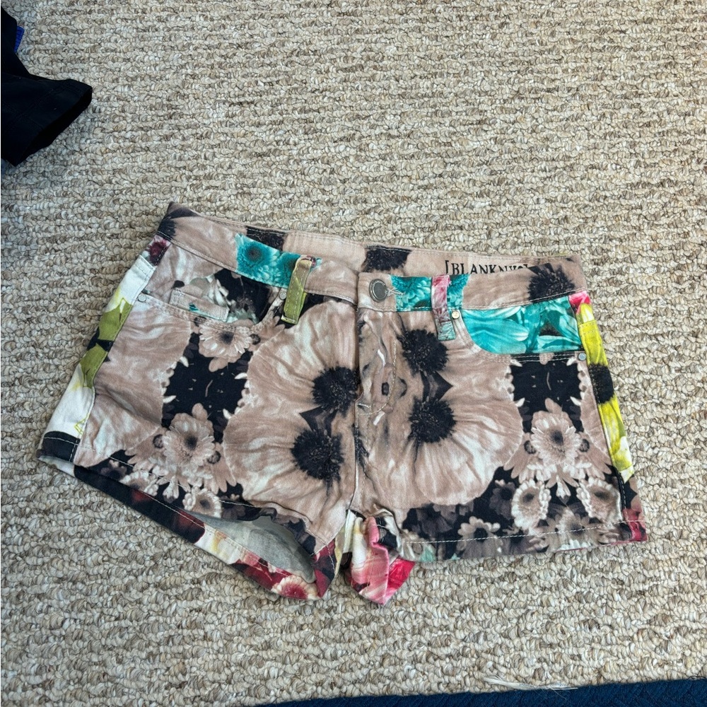 Blank NYC Floral Women's Shorts - Multicolor